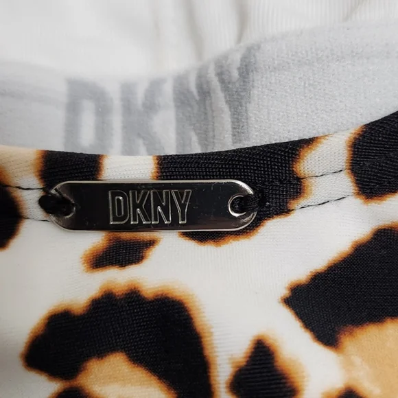 🆕️⬇️🎉HOST PICK🎉 DKNY Animal-Print Mesh-Stripe One-Piece Swimsuit - Picture 6 of 10